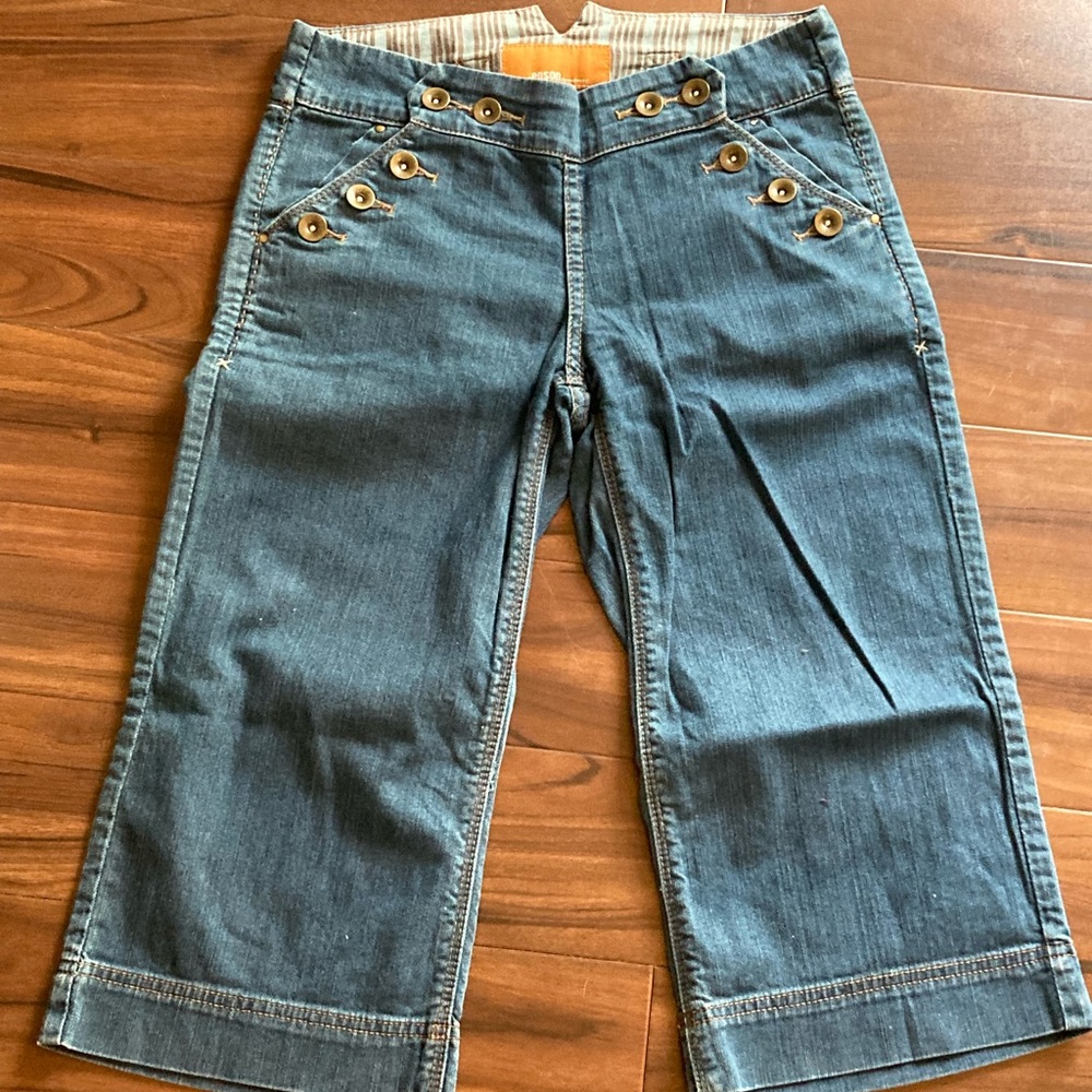 Anthropology capris size 26